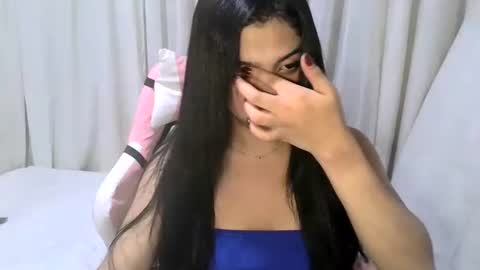 gorgeouspinay_gwen online show from May 14, 8:20 am
