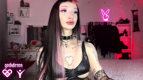    online show from March 29, 3:05 am