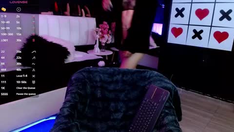 Meredith Alessandra online show from January 13, 4:18 am