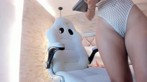  GRACE online show from February 19, 10:59 am