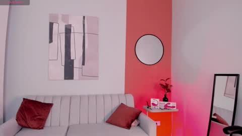 Zuly online show from November 26, 10:44 pm