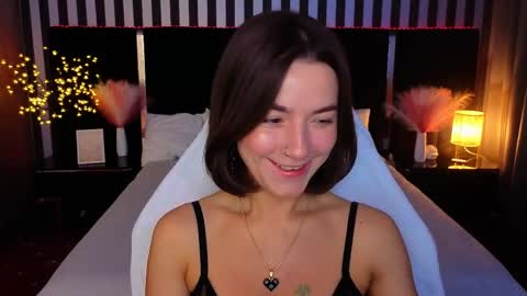 gracefulmichelle online show from May 13, 7:30 pm