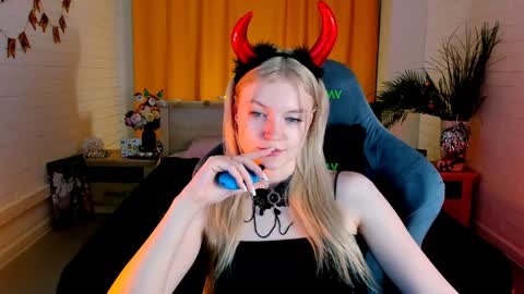Grace Glamour online show from December 18, 5:37 am
