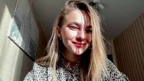 gracetorrezz online show from October 20, 1:03 pm