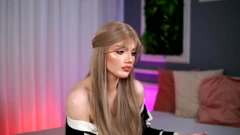 Grace online show from January 9, 1:08 am