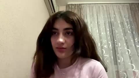 Rira online show from August 7, 8:49 pm