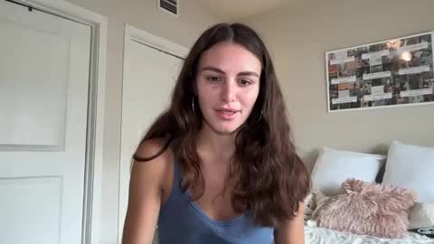 Gracie Smith online show from May 21, 6:39 pm