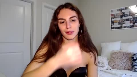 Snapshot of graciesmith27 chatting on January 29, 7:53 pm Gracie Smith online show from January 29, 7:53 pm