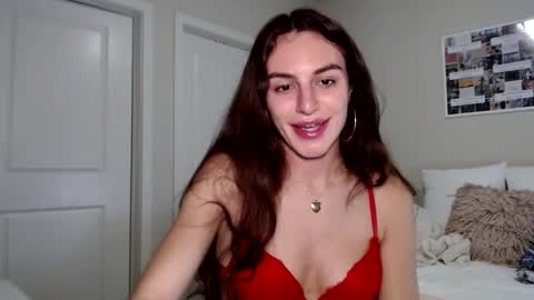 Snapshot of graciesmith27 chatting on February 3, 1:09 am Gracie Smith online show from February 3, 1:09 am