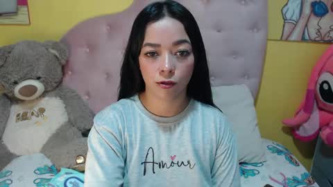 Sophie Gray online show from May 8, 1:42 am
