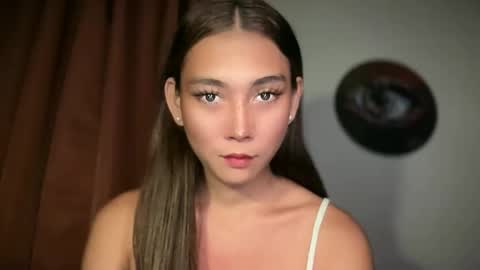 kianna online show from May 2, 3:15 pm