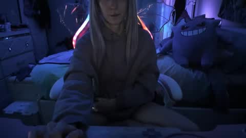 GreenEyedLovexo online show from February 28, 5:37 am