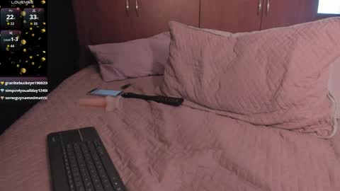 Medussa online show from April 1, 2:23 am