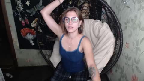 Lina online show from September 30, 3:28 pm