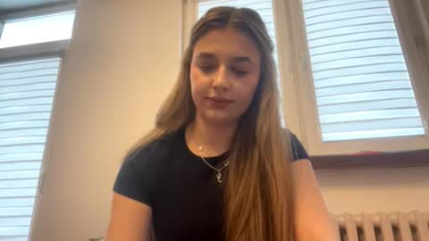 Sara online show from January 13, 9:57 am