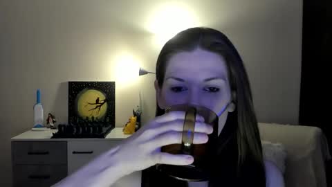 Greta online show from February 21, 9:37 pm