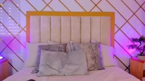 Greta Velvet  online show from November 19, 7:47 pm