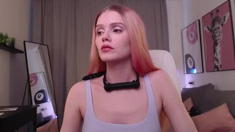 gretchen_mol online show from November 29, 7:34 am