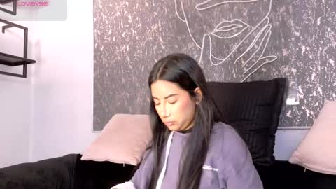 Gretel  online show from May 12, 3:15 am
