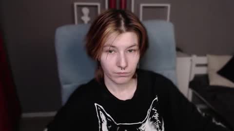 guitarandangell online show from February 16, 7:30 am