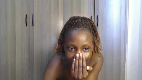 Miss Incredible online show from December 22, 12:52 pm