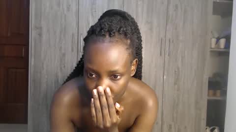 Miss Incredible online show from January 24, 12:31 am