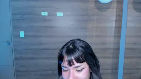 gummyluv online show from October 9, 12:15 am