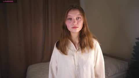 Molly online show from December 21, 6:06 am