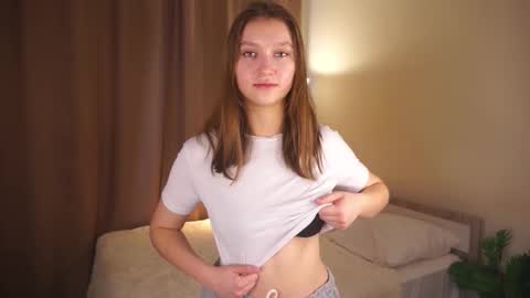 Molly online show from December 17, 6:17 am