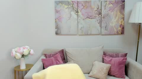 gwensmitt online show from July 8, 10:01 pm