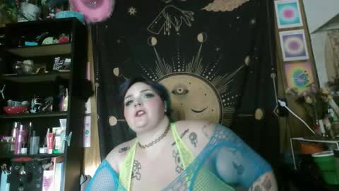 Goddess Fe online show from May 25, 11:59 pm