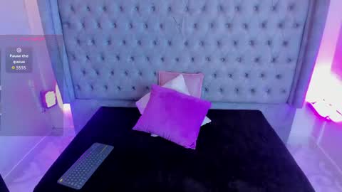 Gyal Smith online show from June 14, 3:41 am