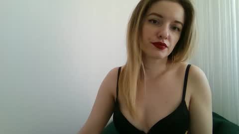 Gynna online show from April 7, 10:06 am