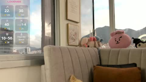Hello Kitty online show from June 22, 12:13 pm