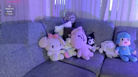 Hello Kitty online show from May 12, 12:12 pm