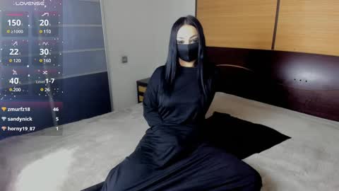 Linda online show from December 23, 2:56 am