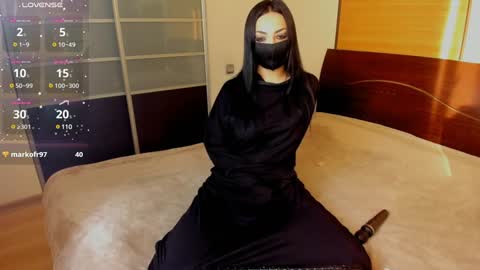 Linda online show from December 27, 4:36 am