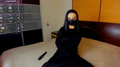 Linda online show from January 17, 3:34 am