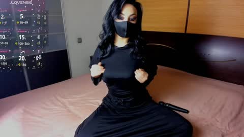 Linda online show from January 3, 2:21 am