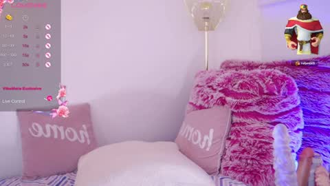 Hade online show from May 15, 9:39 pm