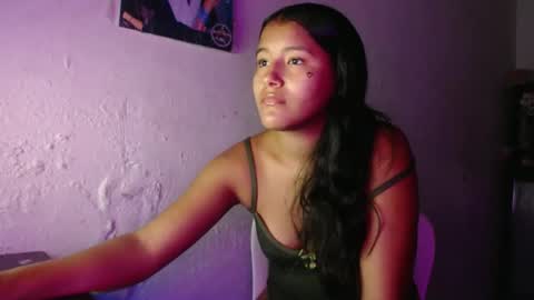 hadesmit1 online show from May 16, 1:54 pm