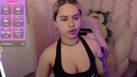 Haely online show from May 10, 12:34 am