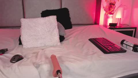 Kendal online show from April 10, 6:41 am