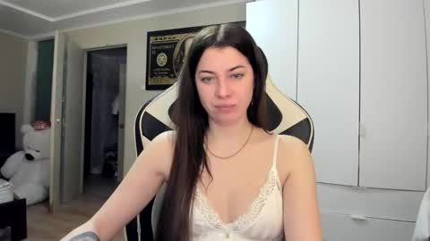 Sk     pe     Anya388109 online show from December 19, 9:29 pm