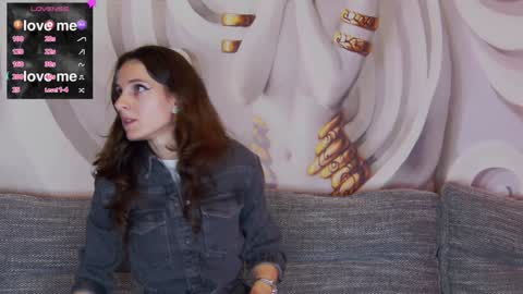 HaileyPeach online show from February 3, 5:56 pm