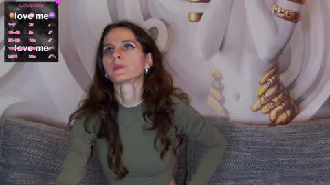 HaileyPeach online show from February 1, 4:14 am