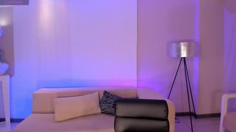 Hailey online show from March 3, 11:49 am