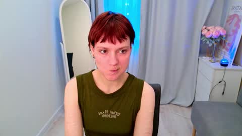 hairy_queeen online show from September 29, 3:17 pm