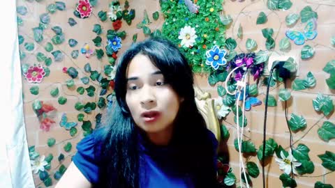 HANMy Dears make sure to follow me here create a FREE account if you dont have one and chat thank you. online show from December 25, 2:35 am