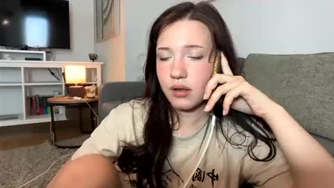 hanahwoods online show from June 26, 2:07 pm